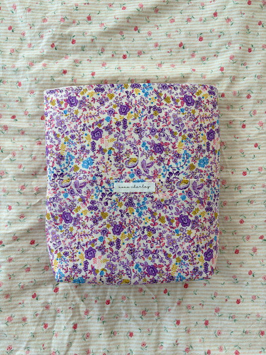Ditsy Picnic Purple Bible Sleeve