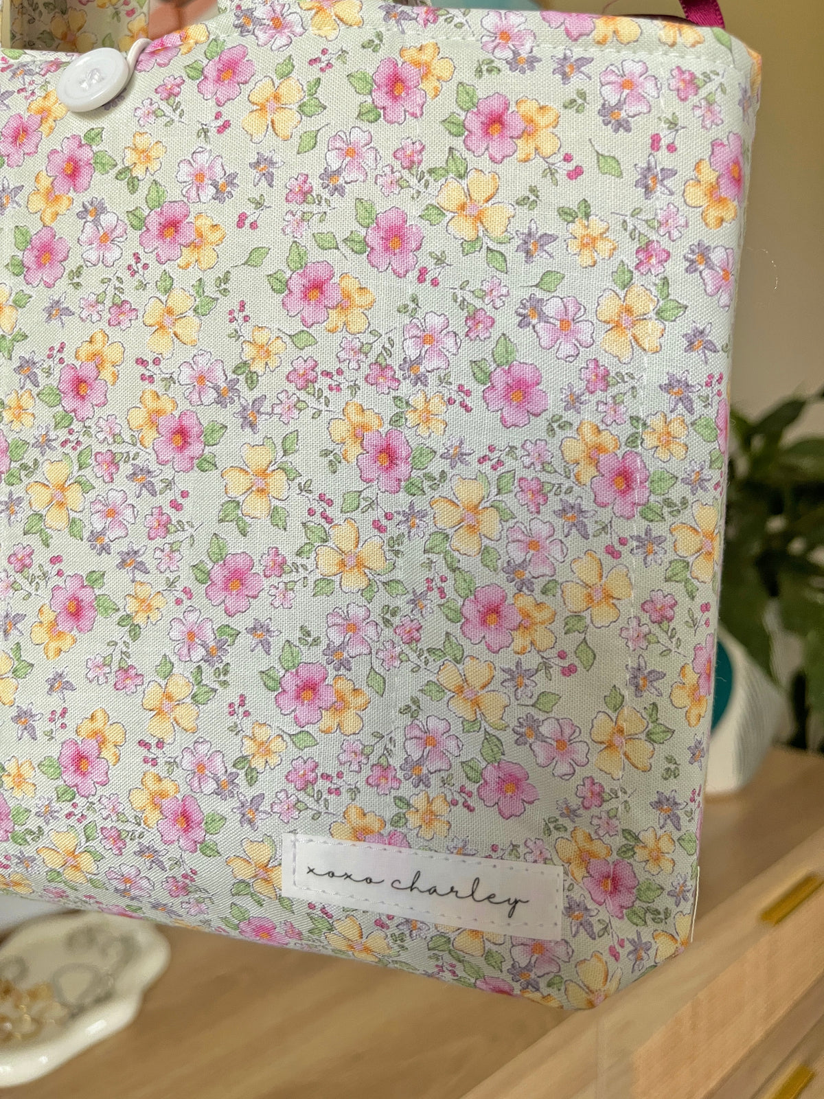 Primrose Bible Tote