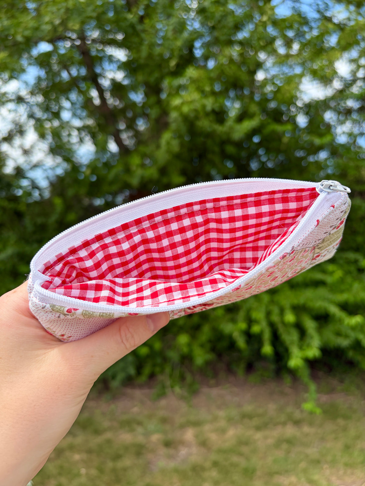Rosette Pencil & Glasses Case - Red Gingham