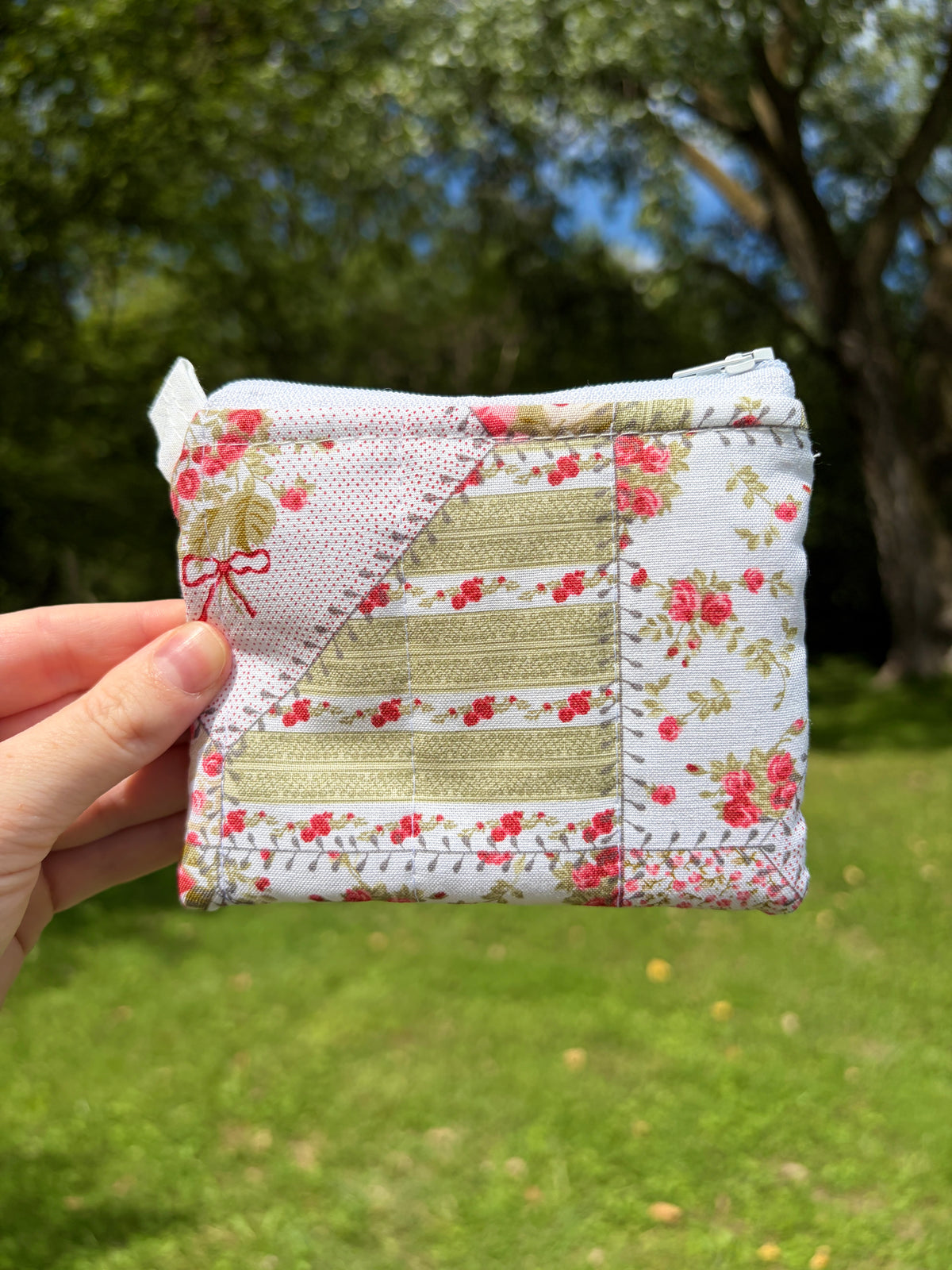 Rosette Keychain Wallet