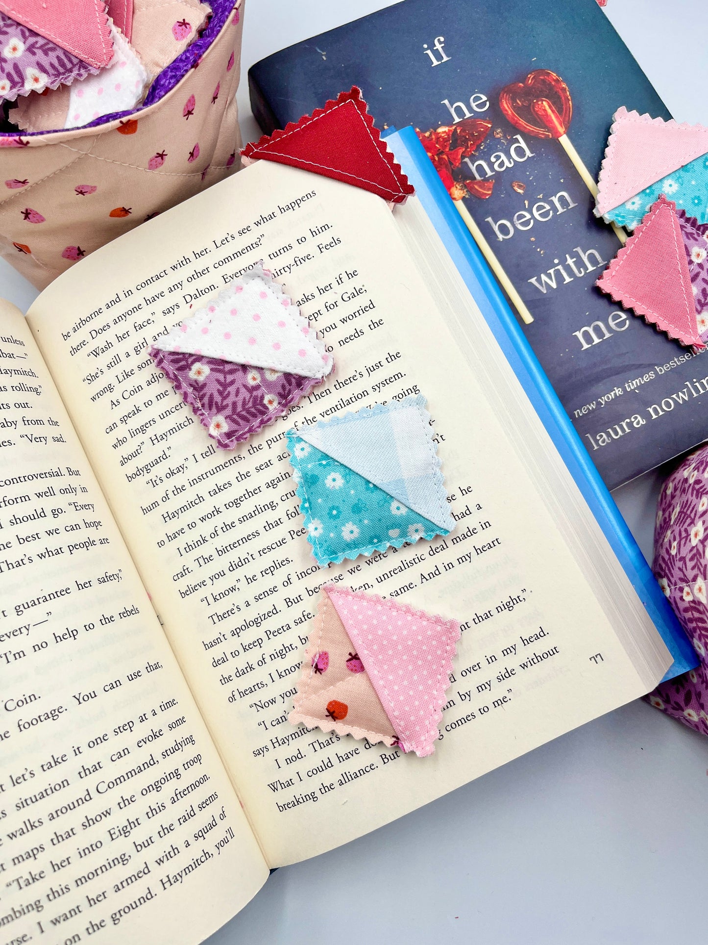 3-Pack Mini Corner Bookmark - Random