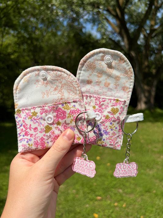 Ditsy Picnic Pink Earbuds Case
