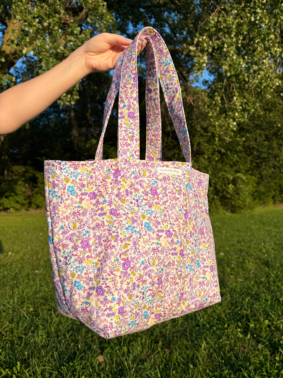 Ditsy Picnic Purple Large Tote Bag