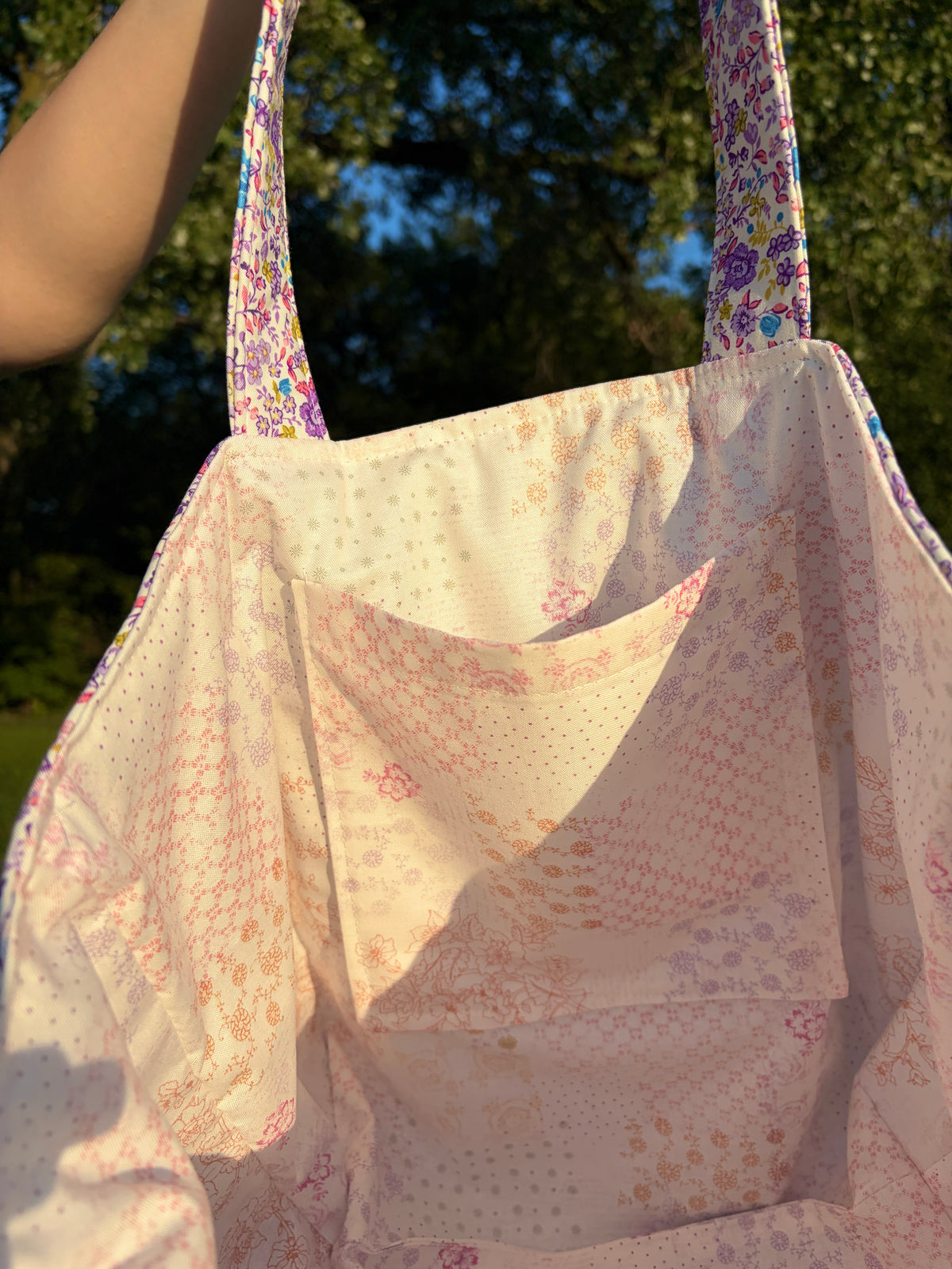 Ditsy Picnic Purple Large Tote Bag