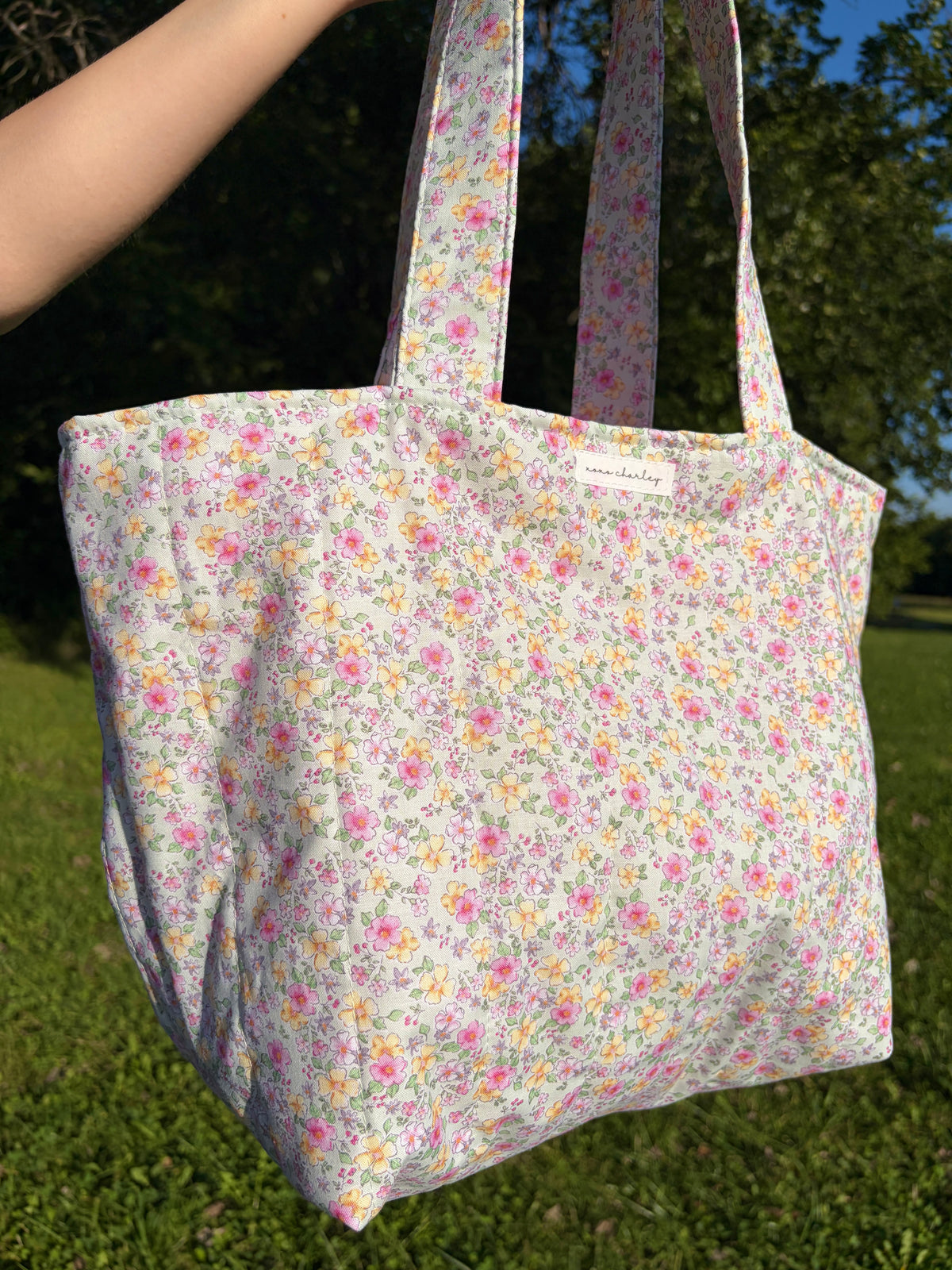 Primrose Large Tote Bag