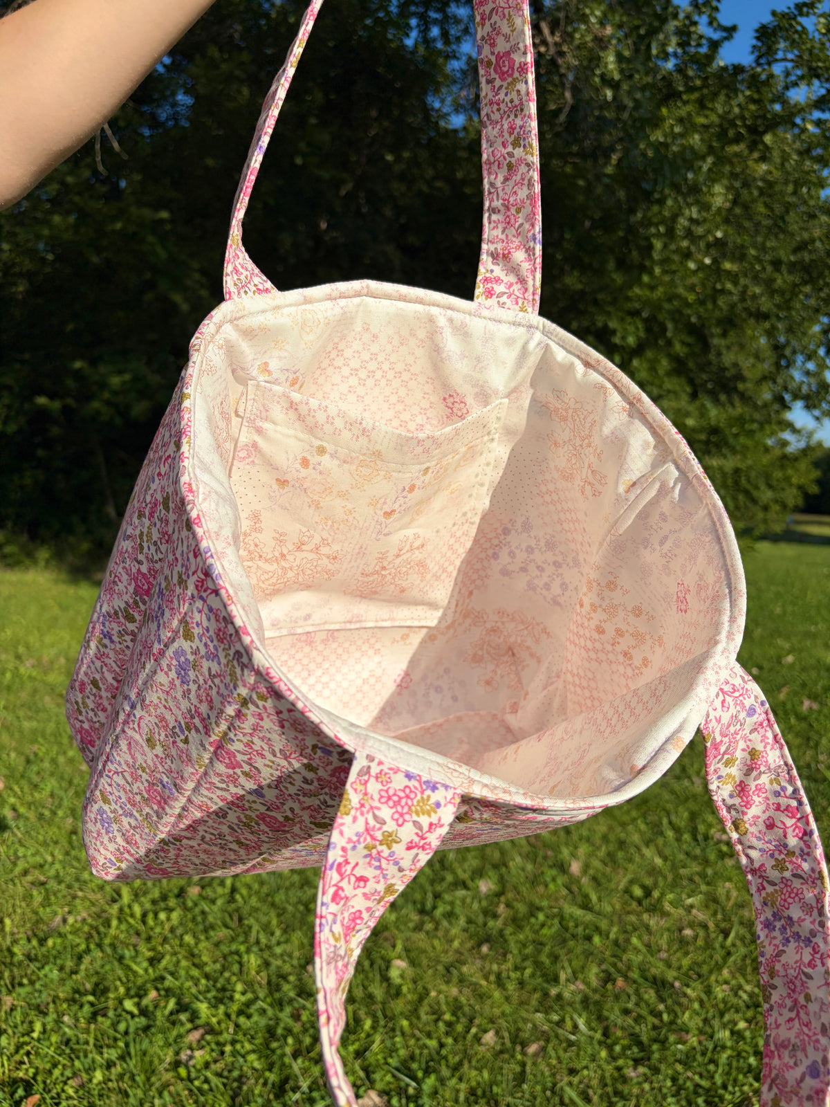Ditsy Picnic Pink Signature Tote Bag
