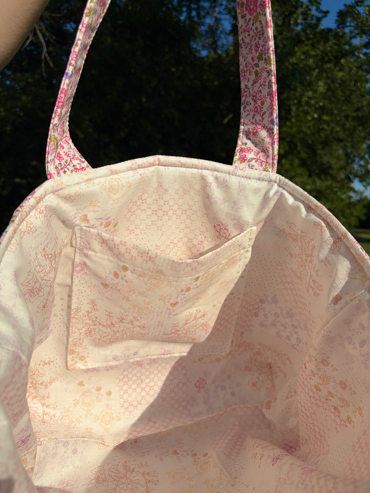 Ditsy Picnic Pink Signature Tote Bag