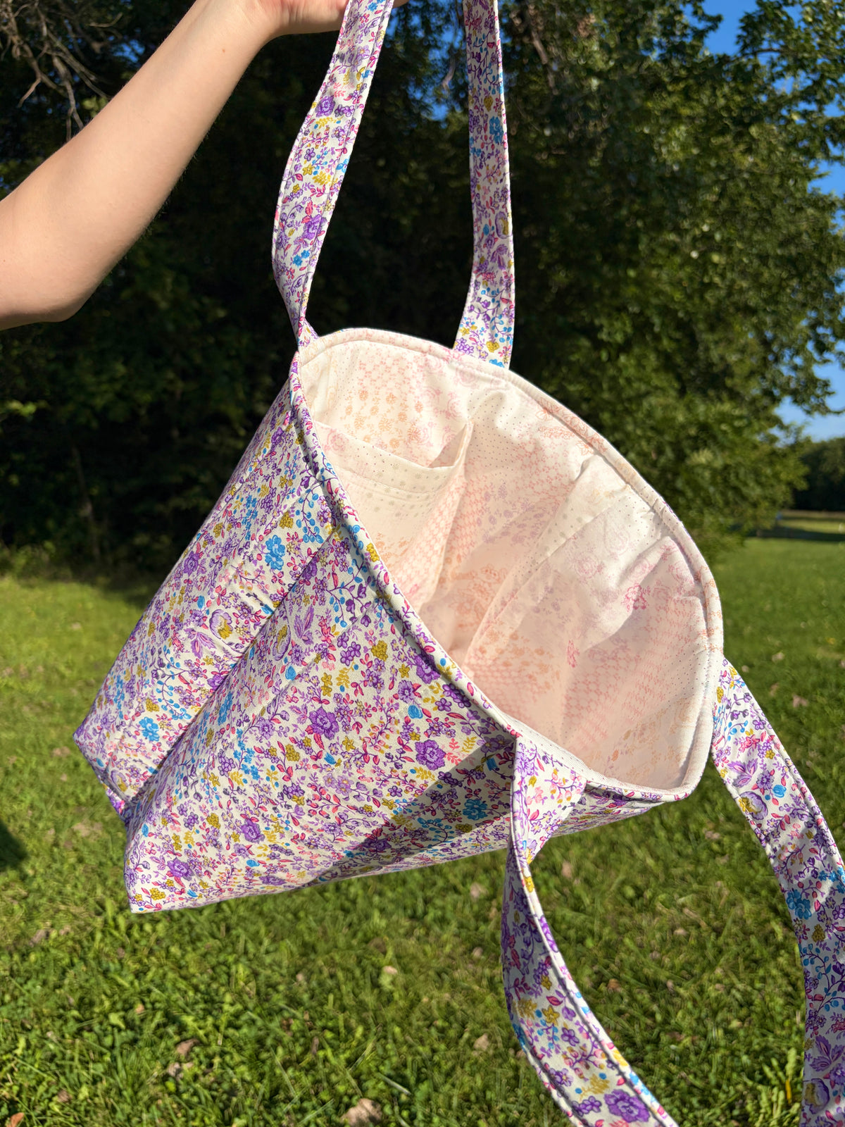 Ditsy Picnic Purple Signature Tote Bag