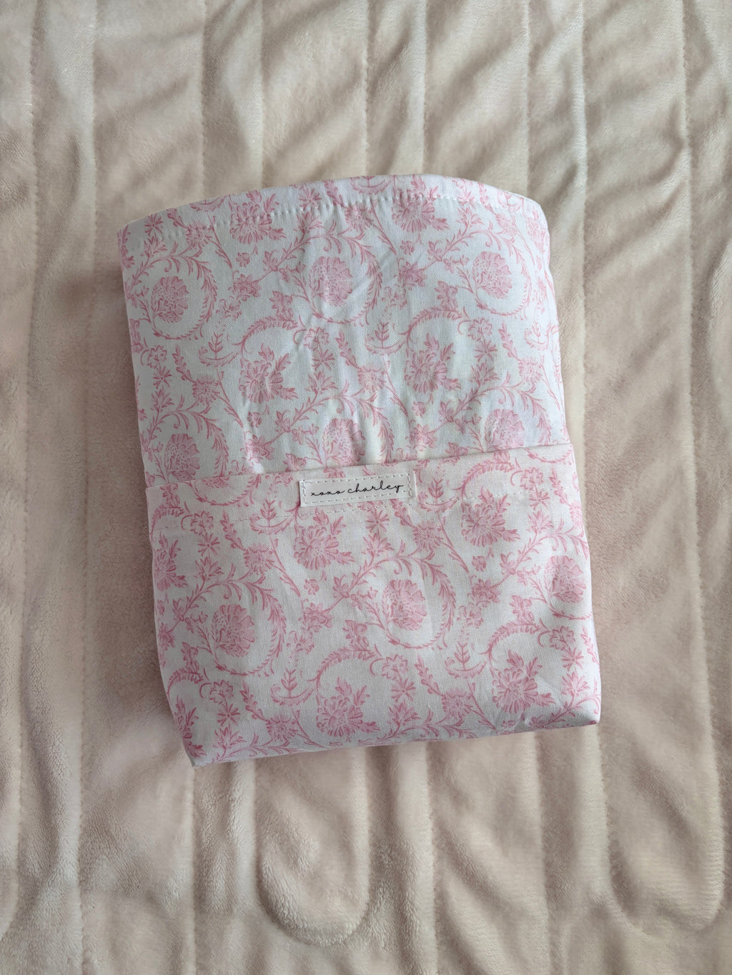 Vintage Pink Bible Sleeve