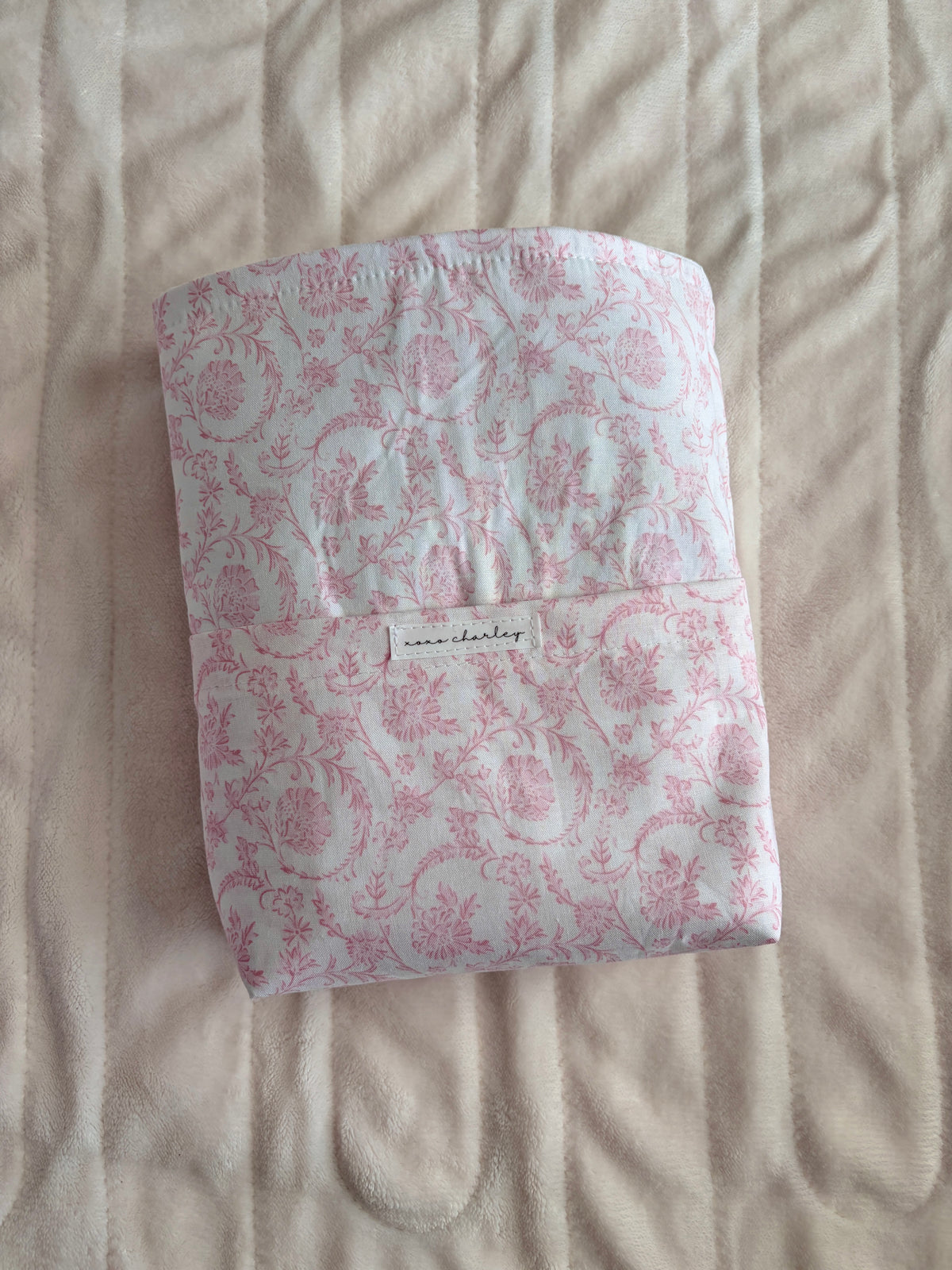 Vintage Pink Bible Sleeve