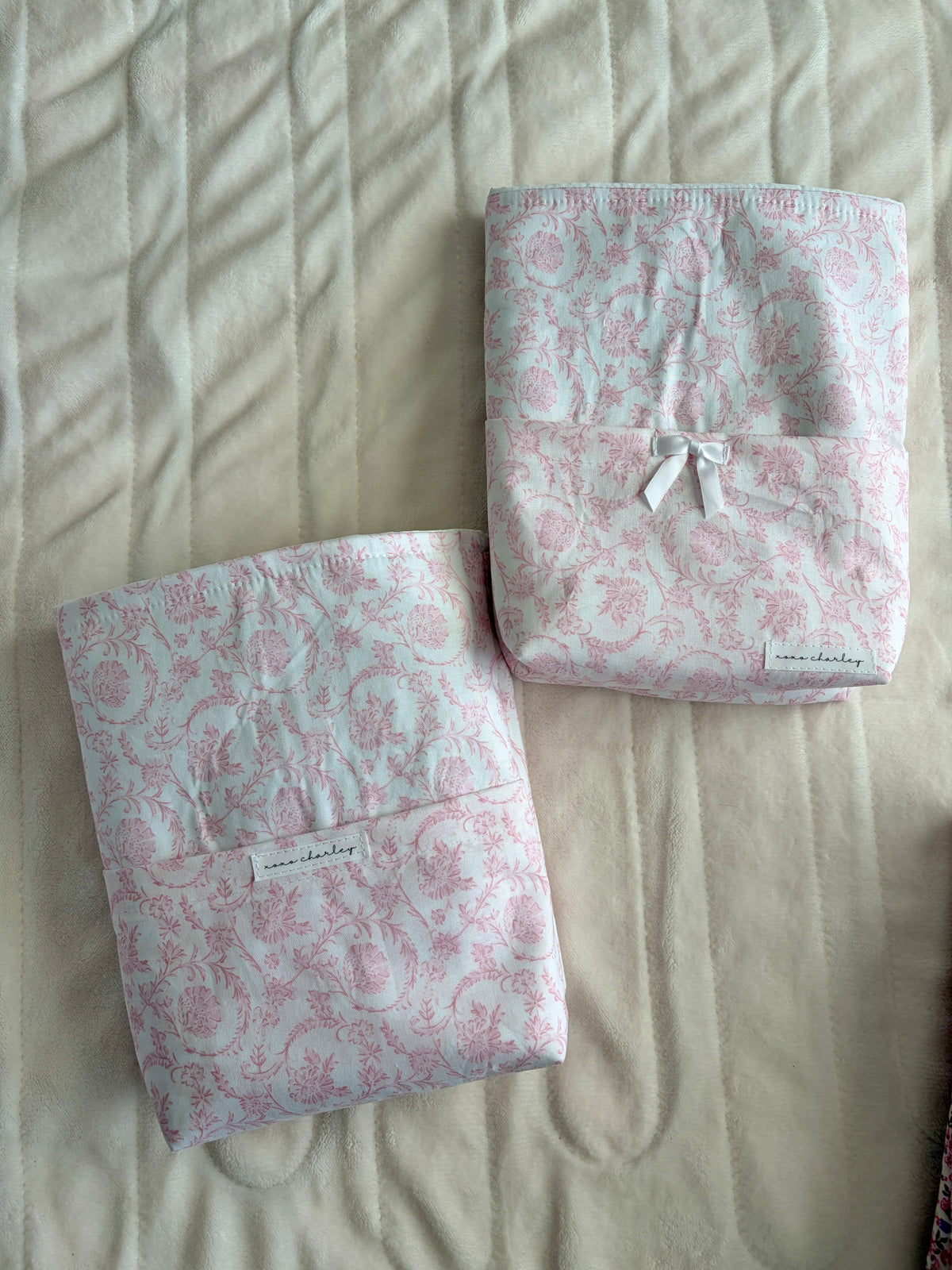 Vintage Pink Bible Sleeve