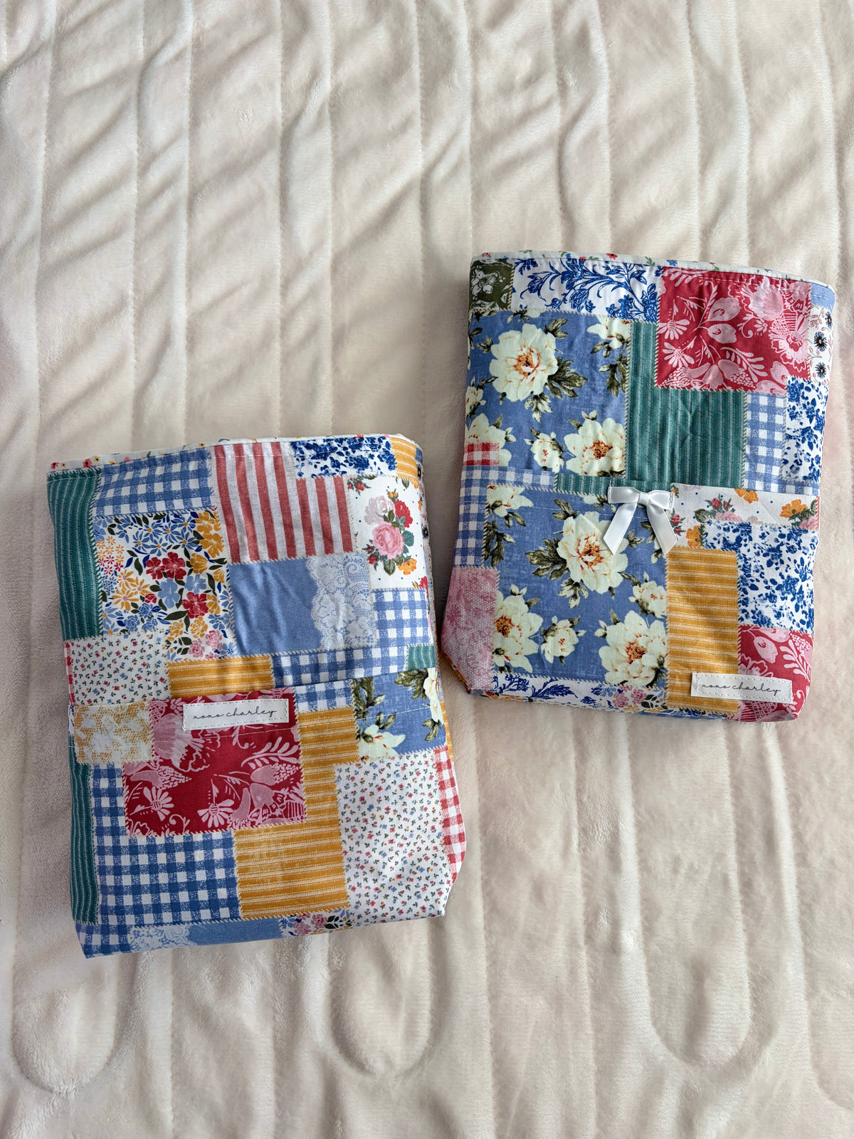 Colorful Picnic Bible Sleeve