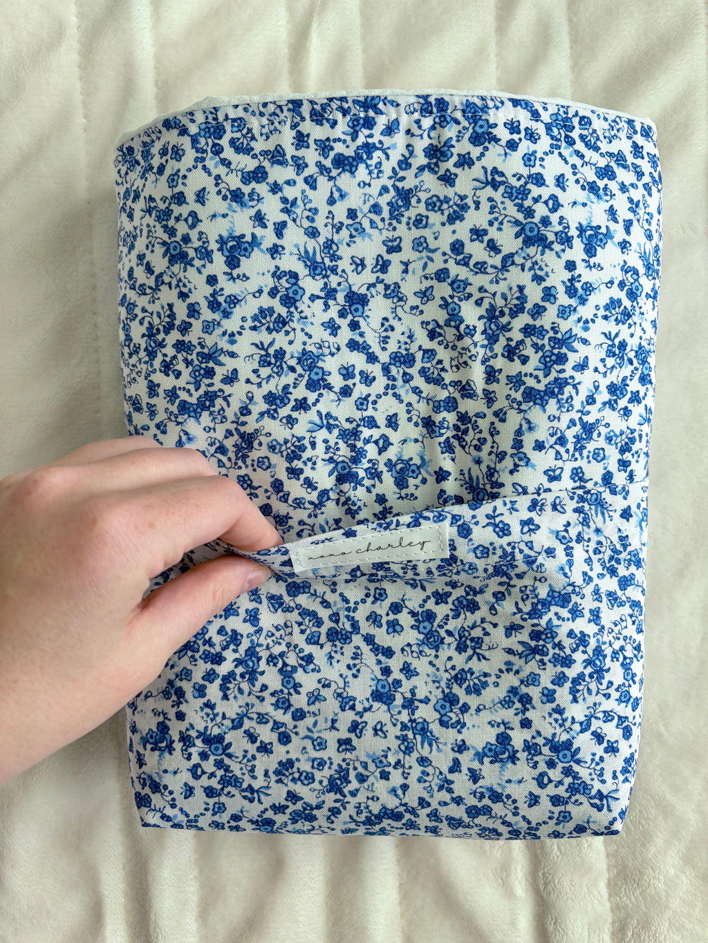 Royal Blue Floral Bible Sleeve