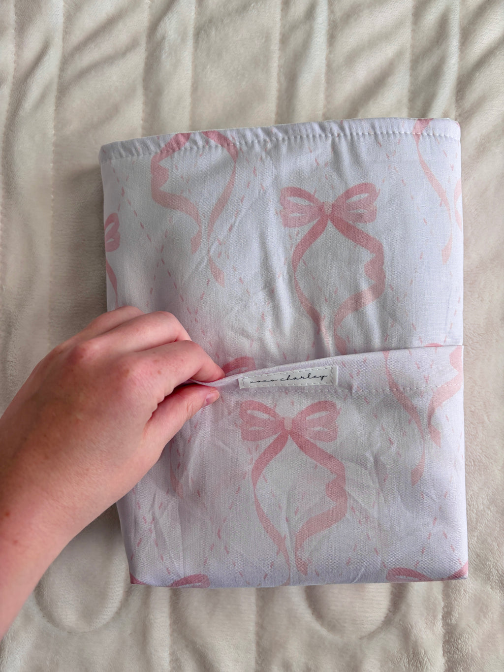 Large Pink Bow Bible Sleeve