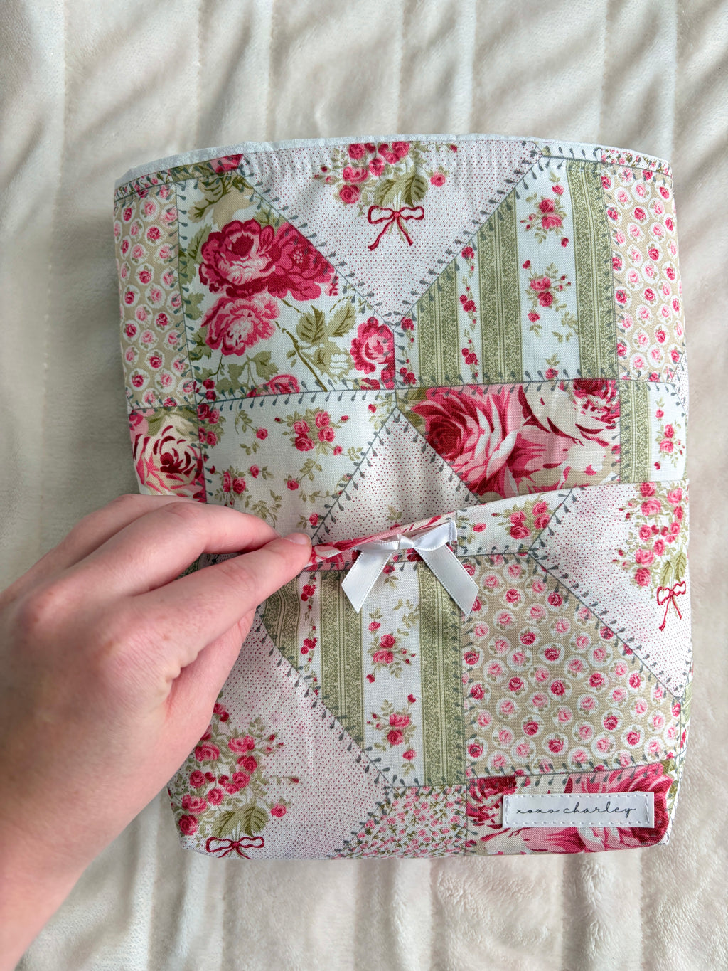 Rosette Bible Sleeve