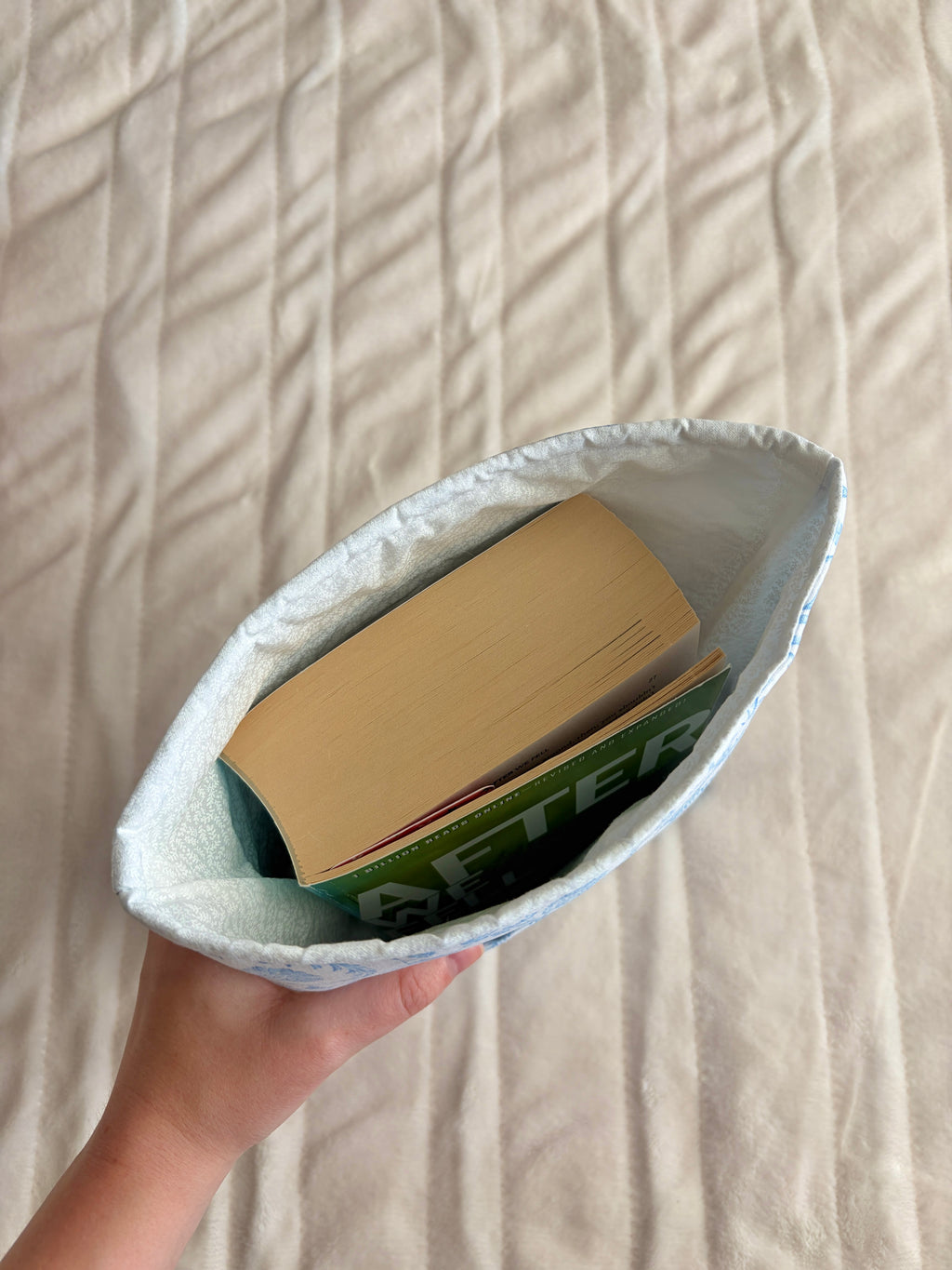 Vintage Blue Bible Sleeve
