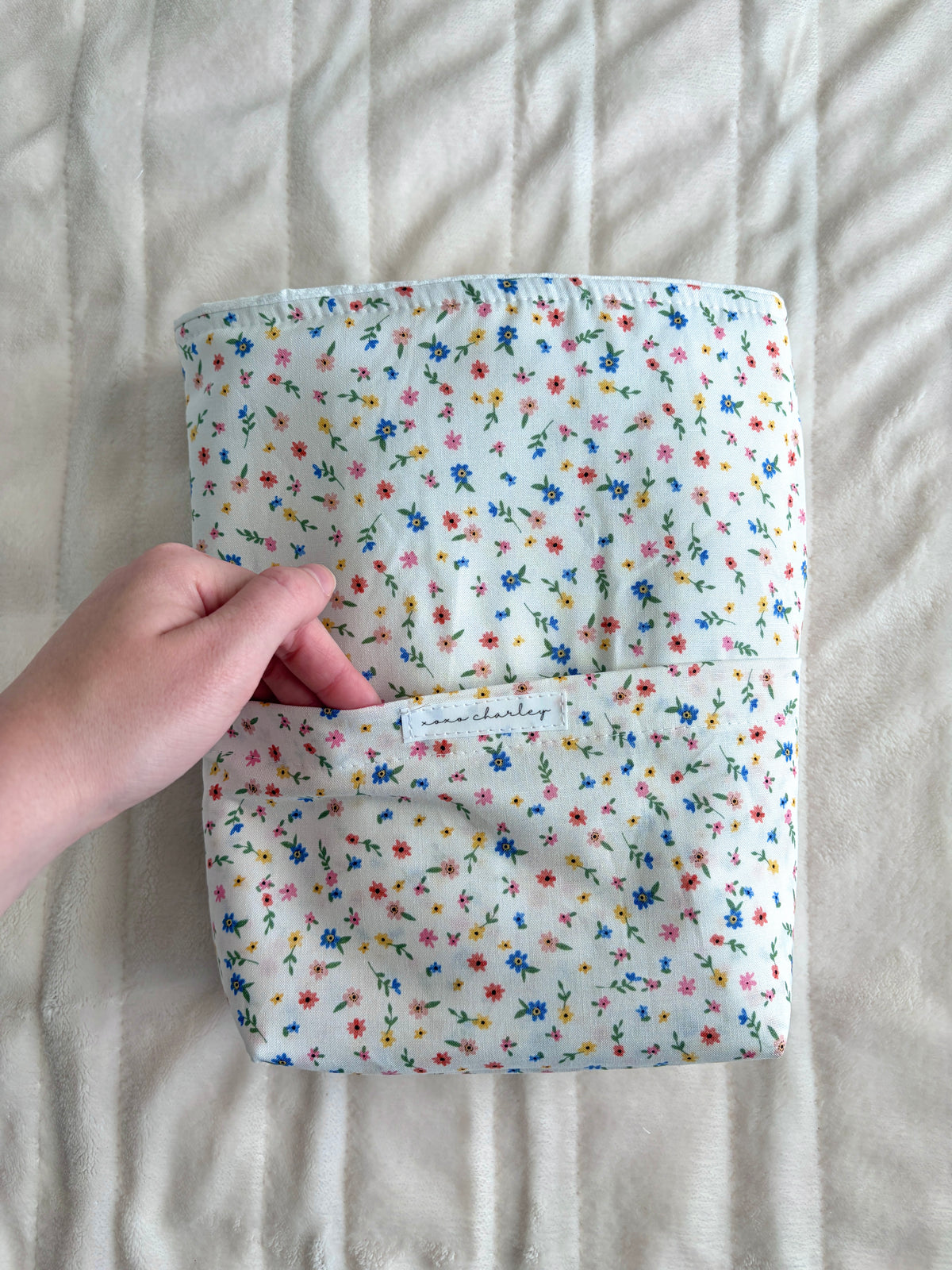 Mini Colorful Flowers Bible Sleeve