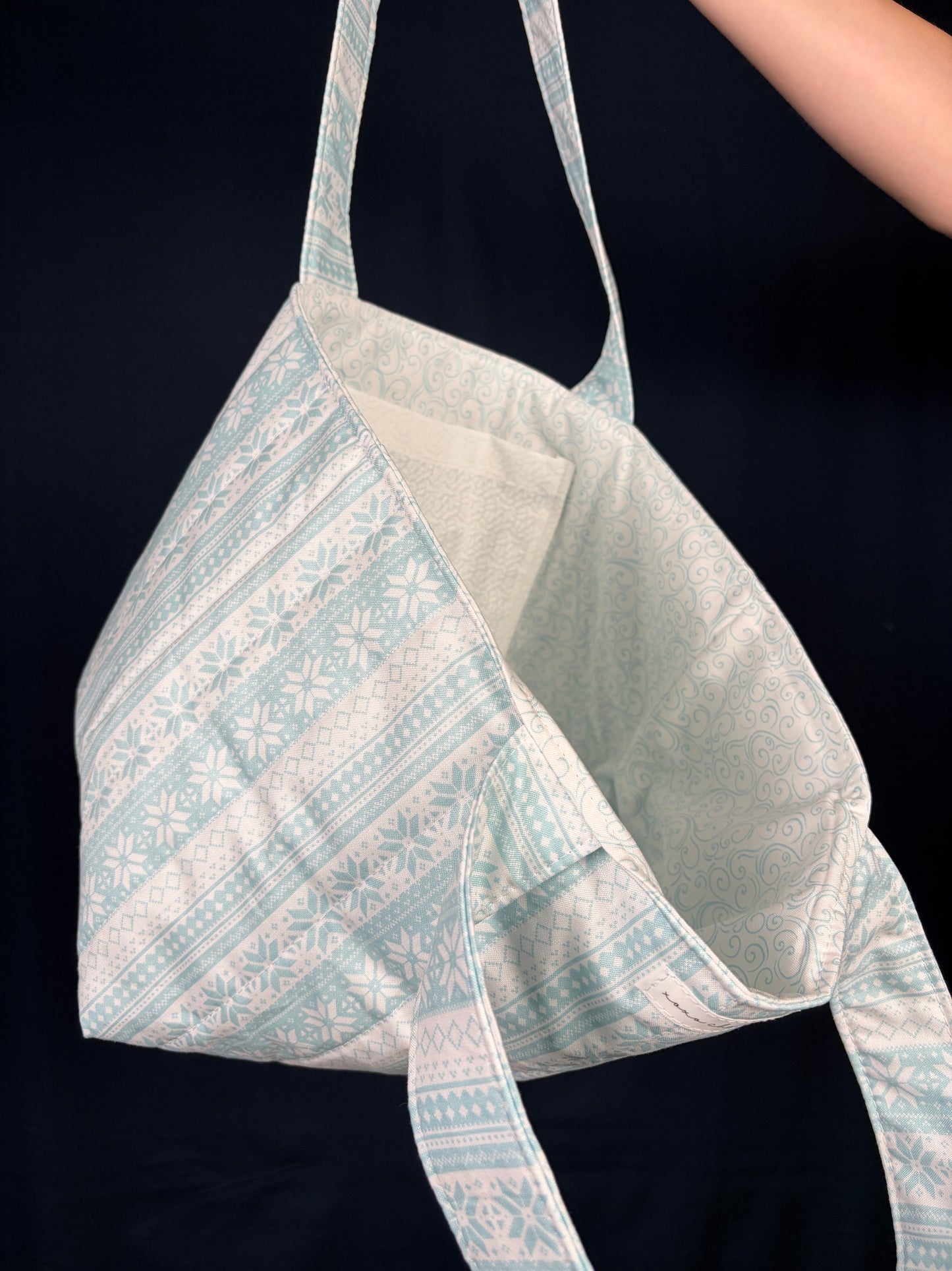 Falling Snow Tote Bag *limited-edition*