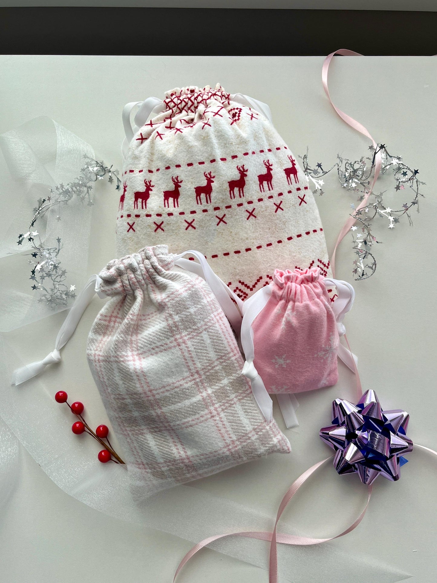 Holiday Drawstring Gift Bag